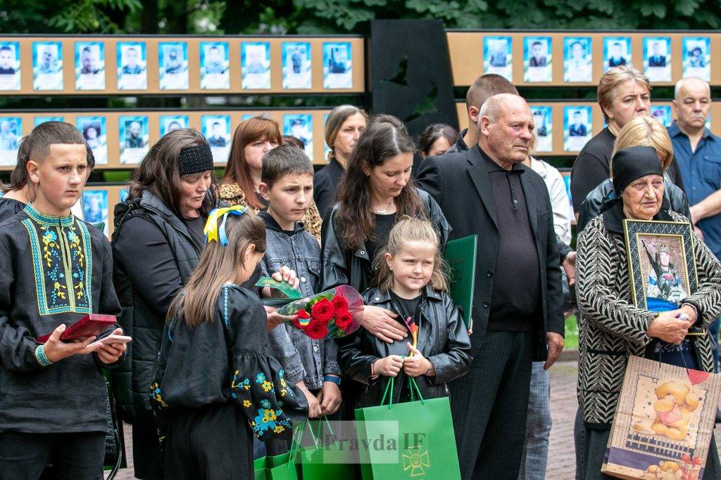 У Франківську посмертно нагородили полеглих військових Прикарпаття