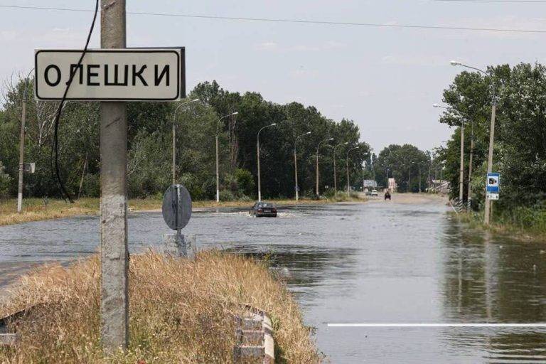 Окупанти закрили підтоплені Олешки на виїзд та ввели так званий "карантин"