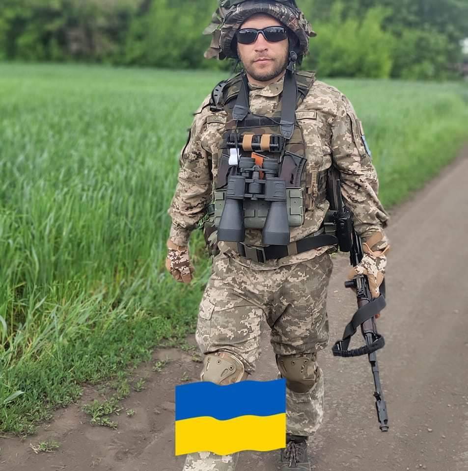 Справжні патріоти України: троє братів з Коломиї воюють на передовій