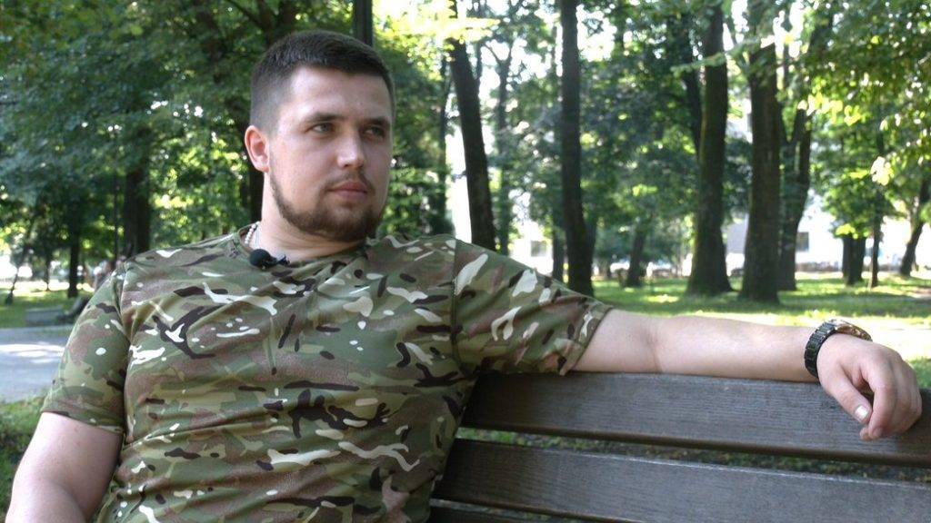 Нацгвардієць на позивний "Сава" планує повернутися на фронт після реабілітації у Франківську
