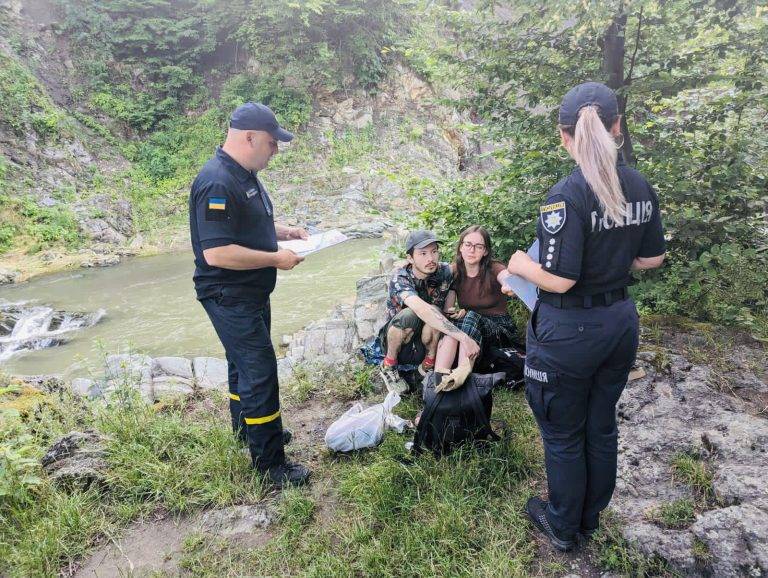 Поліцейські розповіли дорослим та дітям правила поведінки на воді