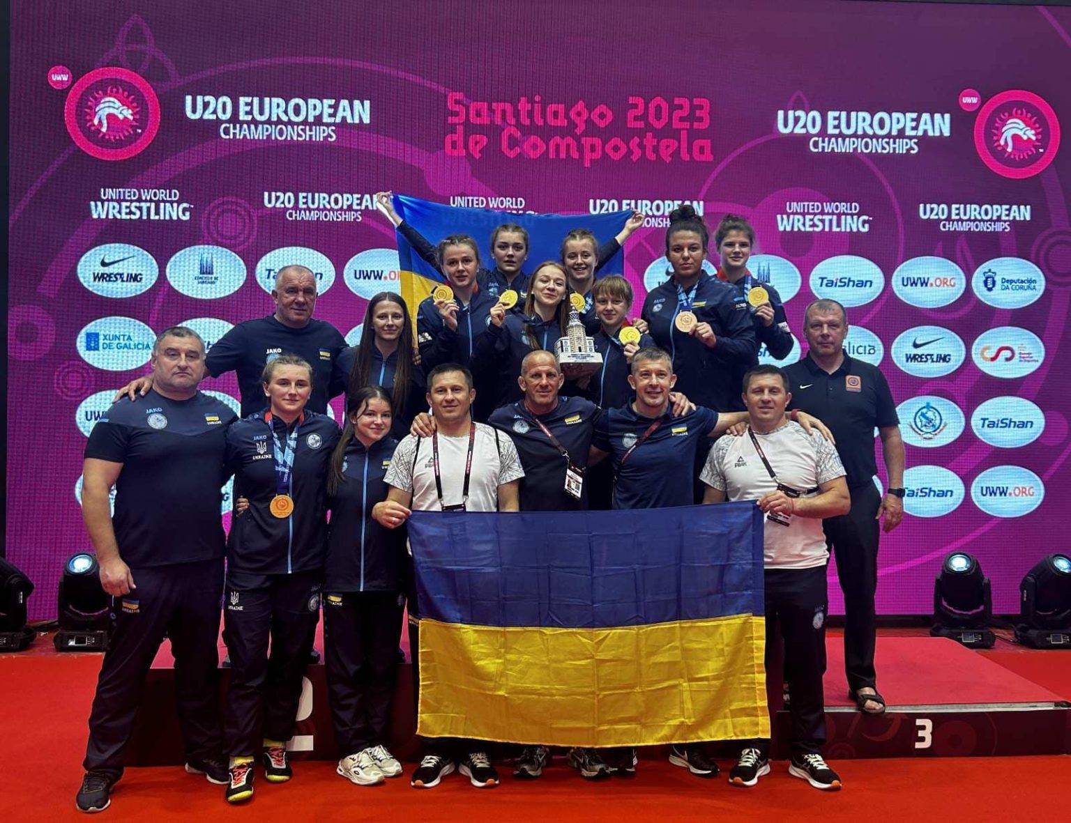 Прикарпатські спортсменки стали призерками чемпіонату Європи з боротьби