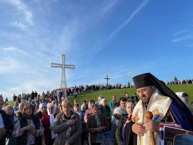 У Відпустовому центрі Симеона Лукача відбулися щомісячні молитовні чування