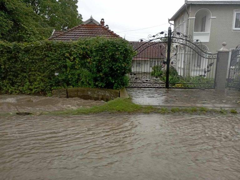 Внаслідок негоди підтопило Косівщину. ФОТО