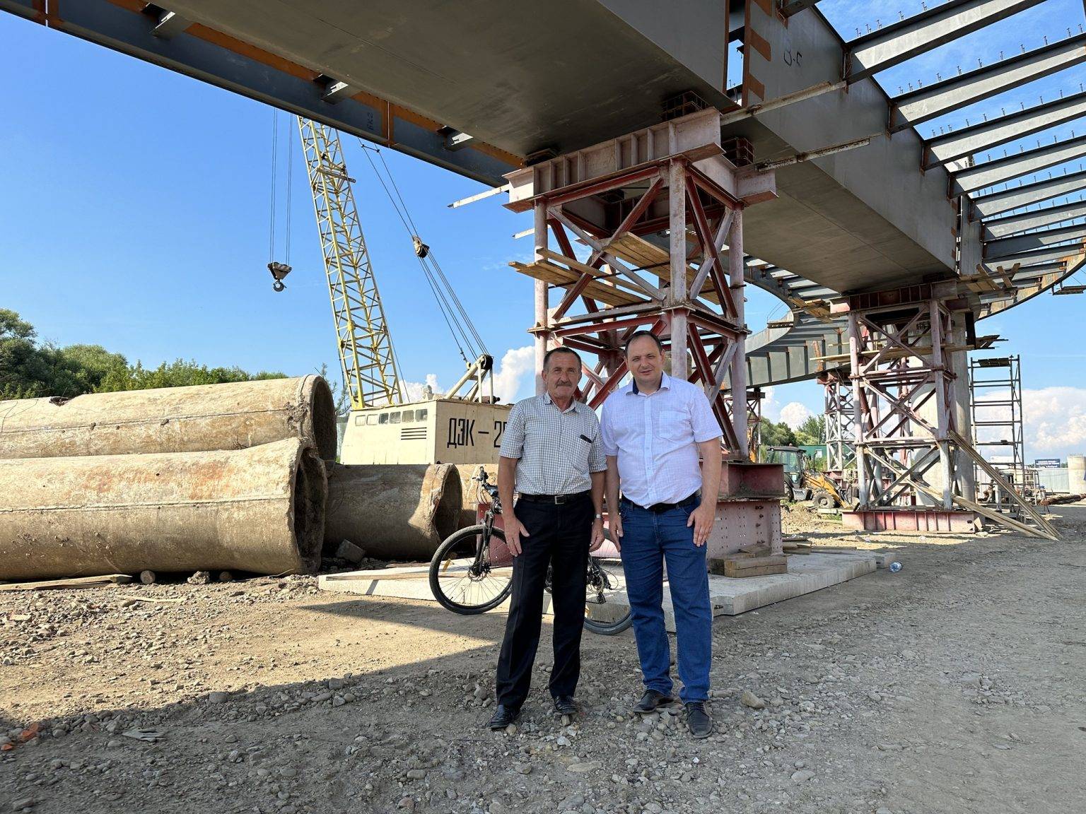 "Кожен зварювальний шов перевіряється": Руслан Марцінків оглянув будівництво нового моста на Пасічну