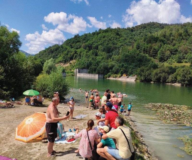 Карпатське море: дивовижна локація в горах, про яку мало хто знає