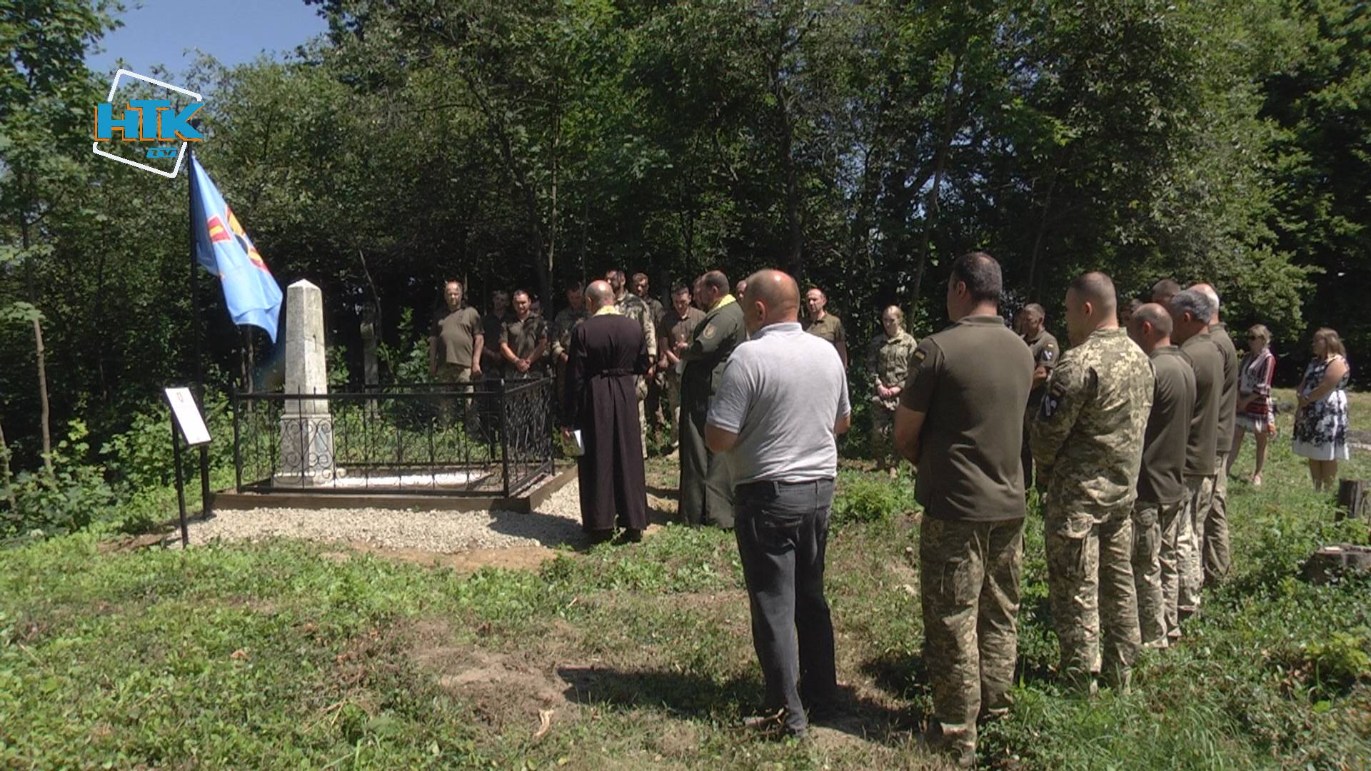 На Прикарпатті відновили могилу одного з перших пілотів УГА