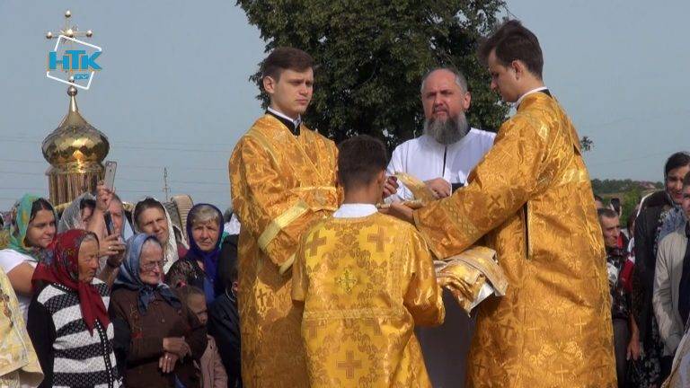 Предстоятель ПЦУ Епіфаній освятив паломницький центр на Коломийщині