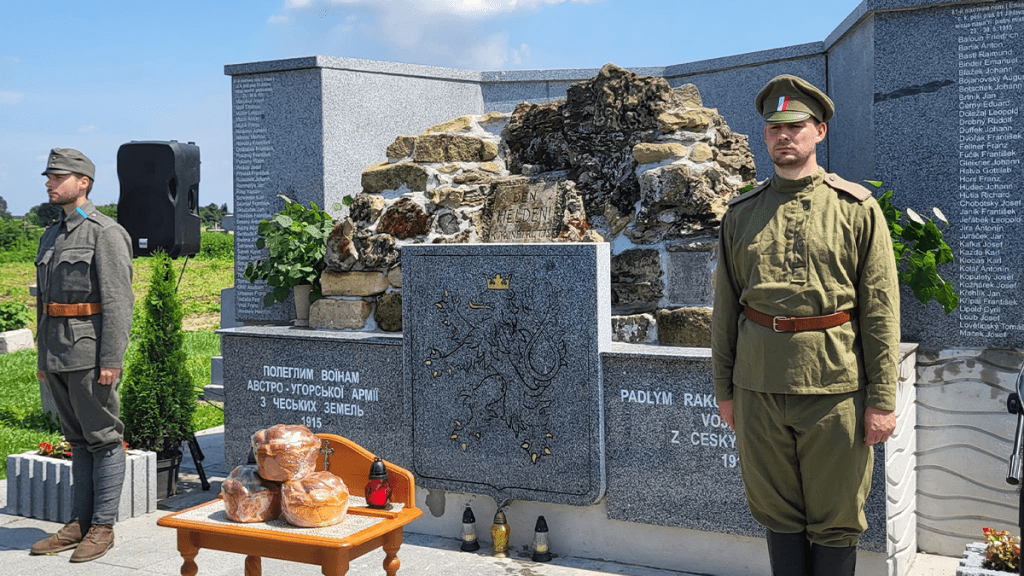 На Франківщині відкрили пам‘ятник, присвячений чехам