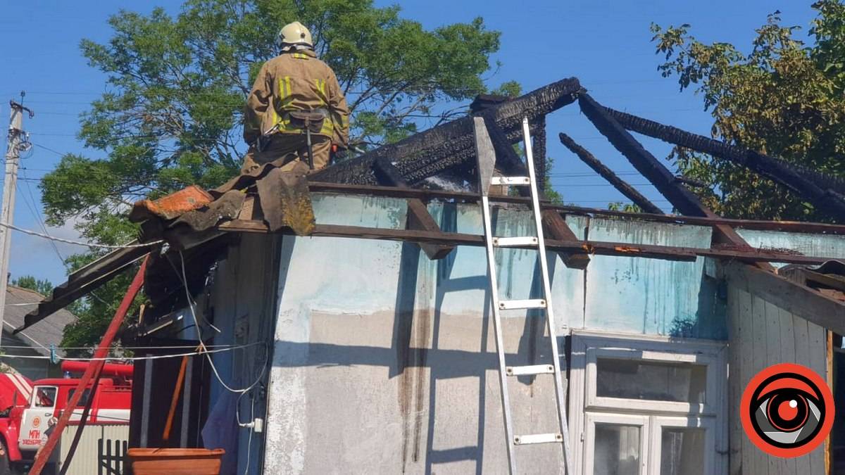 У Заболотівській громаді горіла покрівля будинку