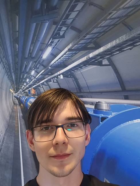 Студент ІФНТУНГ стажуватиметься у найбільшій у світі лабораторії фізики високих енергій