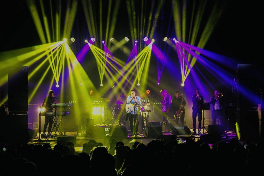 «Заведу кота» і нові прем’єри! Асафатов у неділю з великим концертом у Івано-Франківську