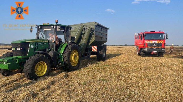 У Коломийському районі горіло пшеничне поле