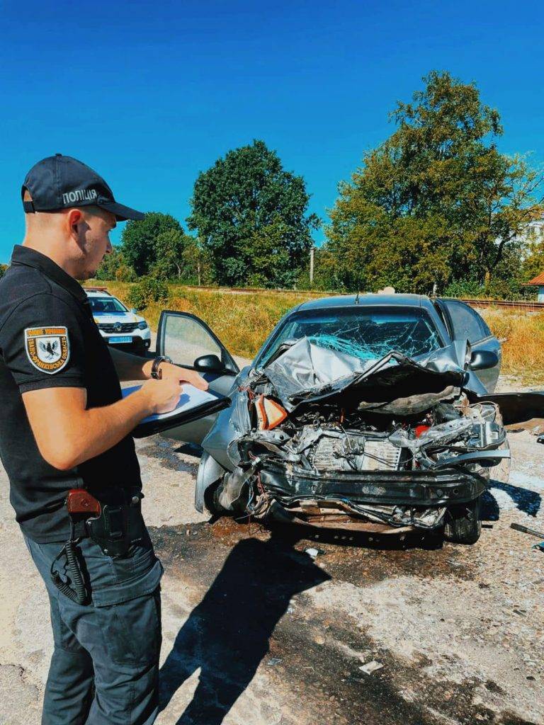 В поліції розповіли подробиці ДТП на Калущині. ФОТО