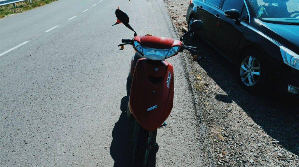 В автопригоді на Прикарпатті постраждав малолітній керманич мопеда