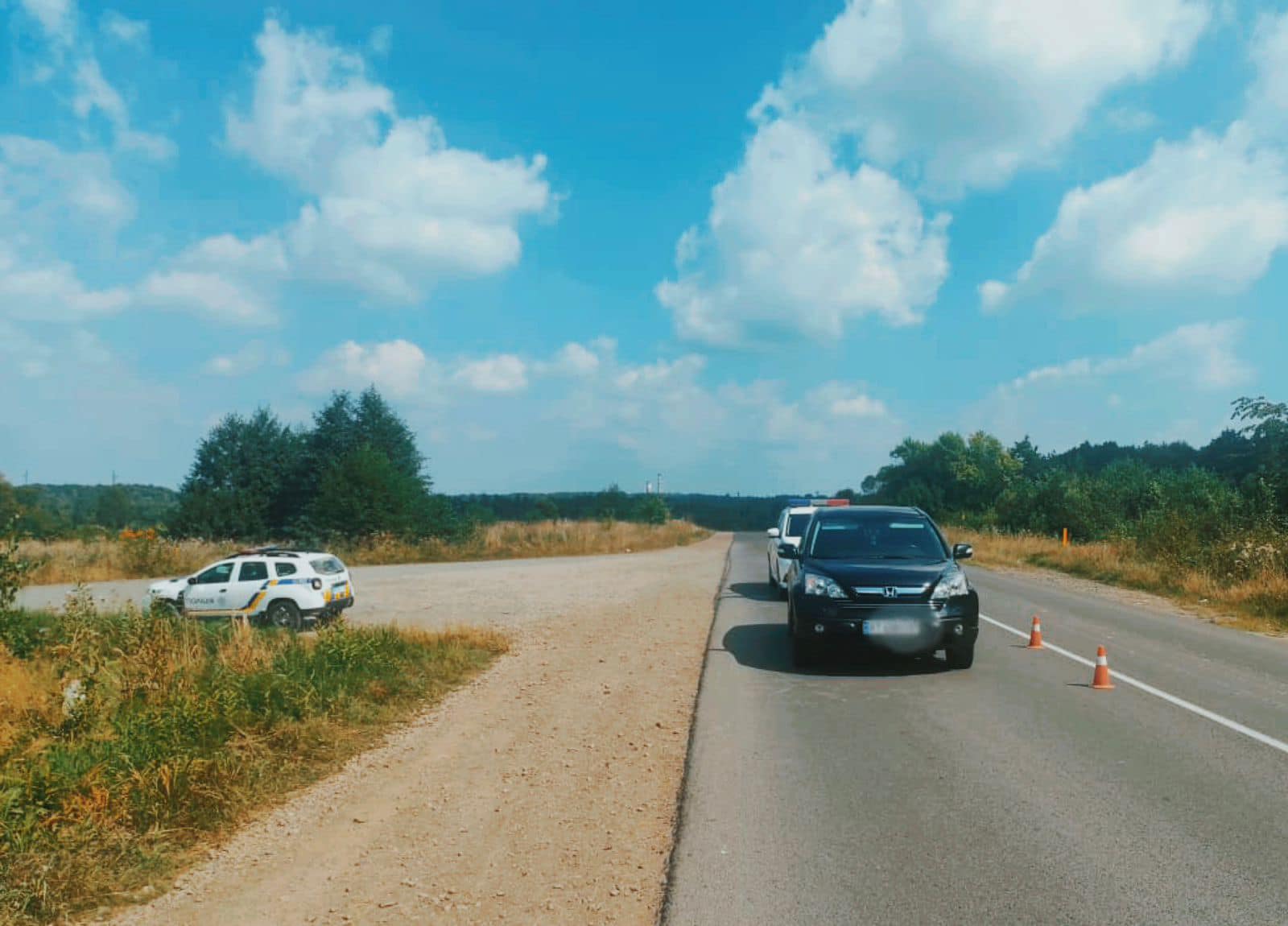 На Прикарпатті водій легковика допустив наїзд на дівчину-пішохода