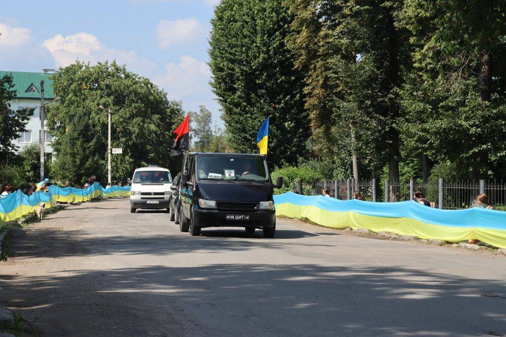 Сьогодні на Богородчанщині проведуть в останню путь полеглого героя Дмитра Белея