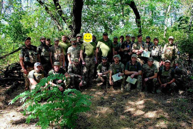 Військовослужбовців із Калуської ТрО нагородили на лінії бойових дій