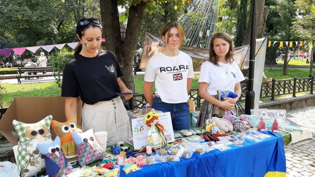 Свято без музики: у Франківську відзначили День молоді. ФОТО