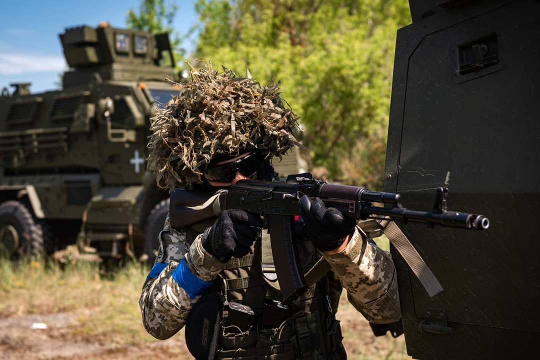 Протягом минулої доби відбулось 44 бойових зіткнення, а Сили оборони продовжують контрнаступ - Генштаб