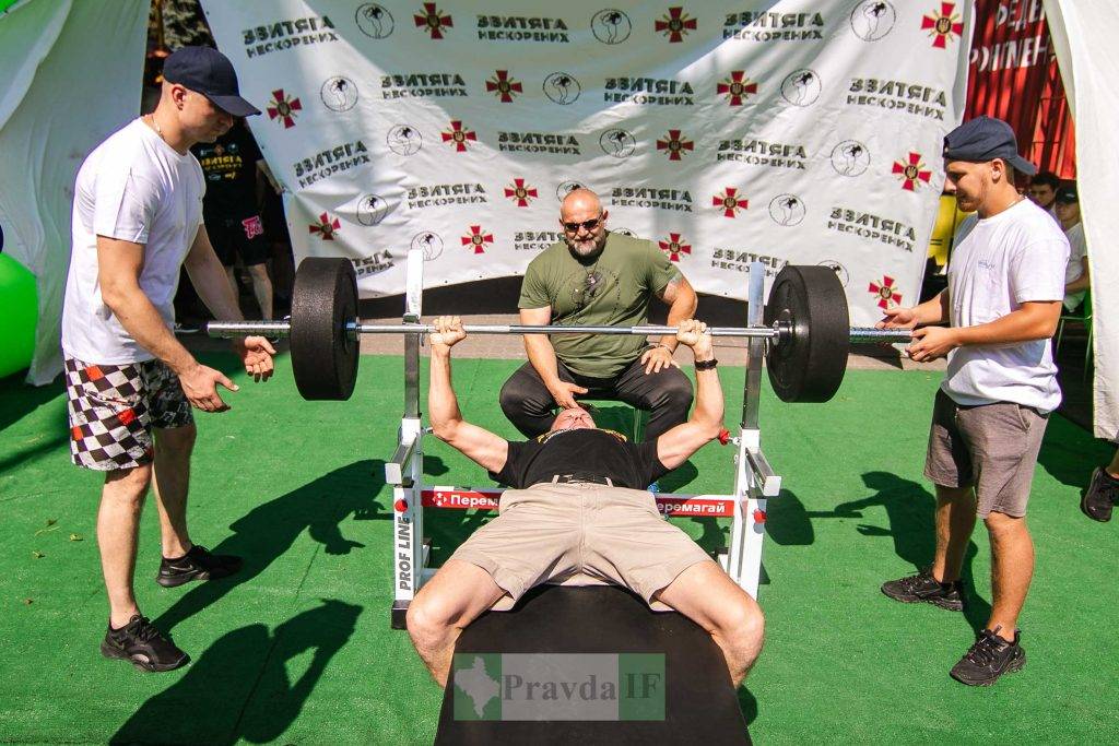 У Франківську відбулися змагання захисників "Звитяга нескорених" ФОТО