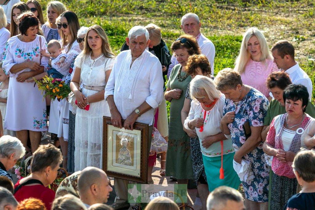 Яблучний Спас: як в Івано-Франківську освячують фруктові кошики. ФОТОРЕПОРТАЖ