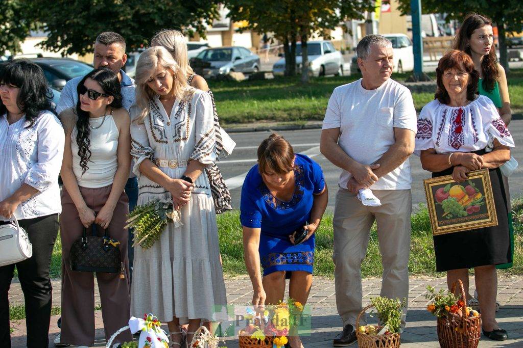 Яблучний Спас: як в Івано-Франківську освячують фруктові кошики. ФОТОРЕПОРТАЖ