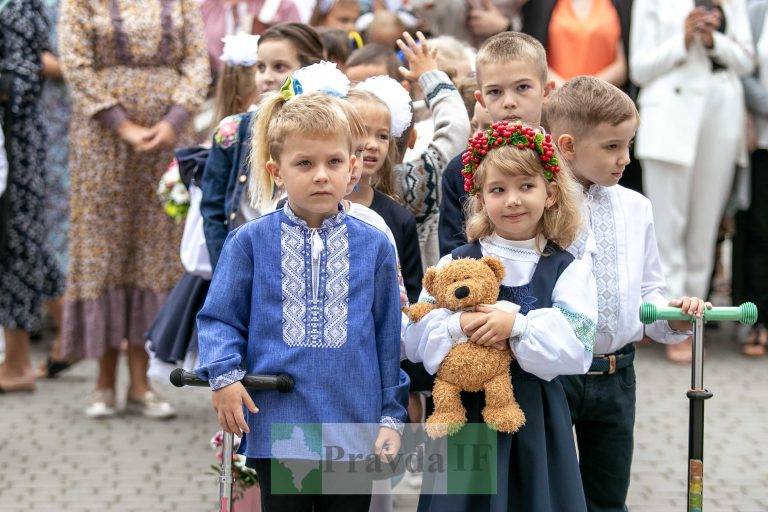 У Франківську з 1 вересня всі школярі навчатимуться офлайн, — Руслан Марцінків