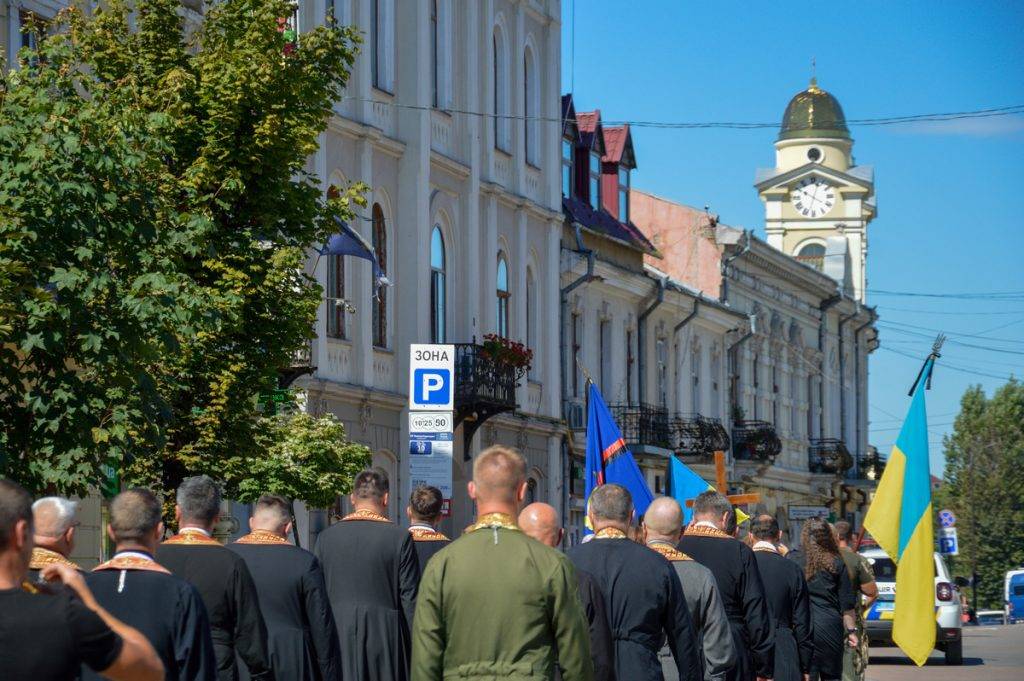 Громада Коломиї прощалася із загиблим захисником Іваном Мосійчуком