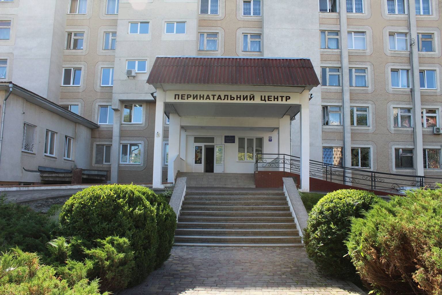 Медики міського пологового просять Ляшка перевірити об‘єднання зі стоматполіклінікою