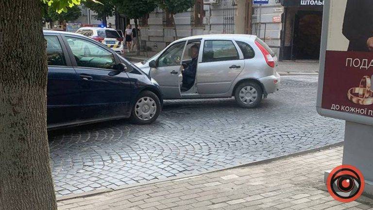 У середмісті Коломиї трапилась ДТП: один з водіїв був п'яний