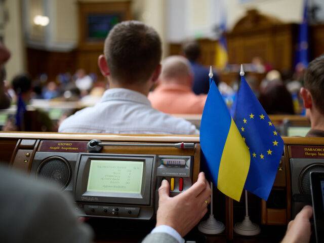 Верховна Рада підтримала пропозицію Зеленського щодо е-декларацій