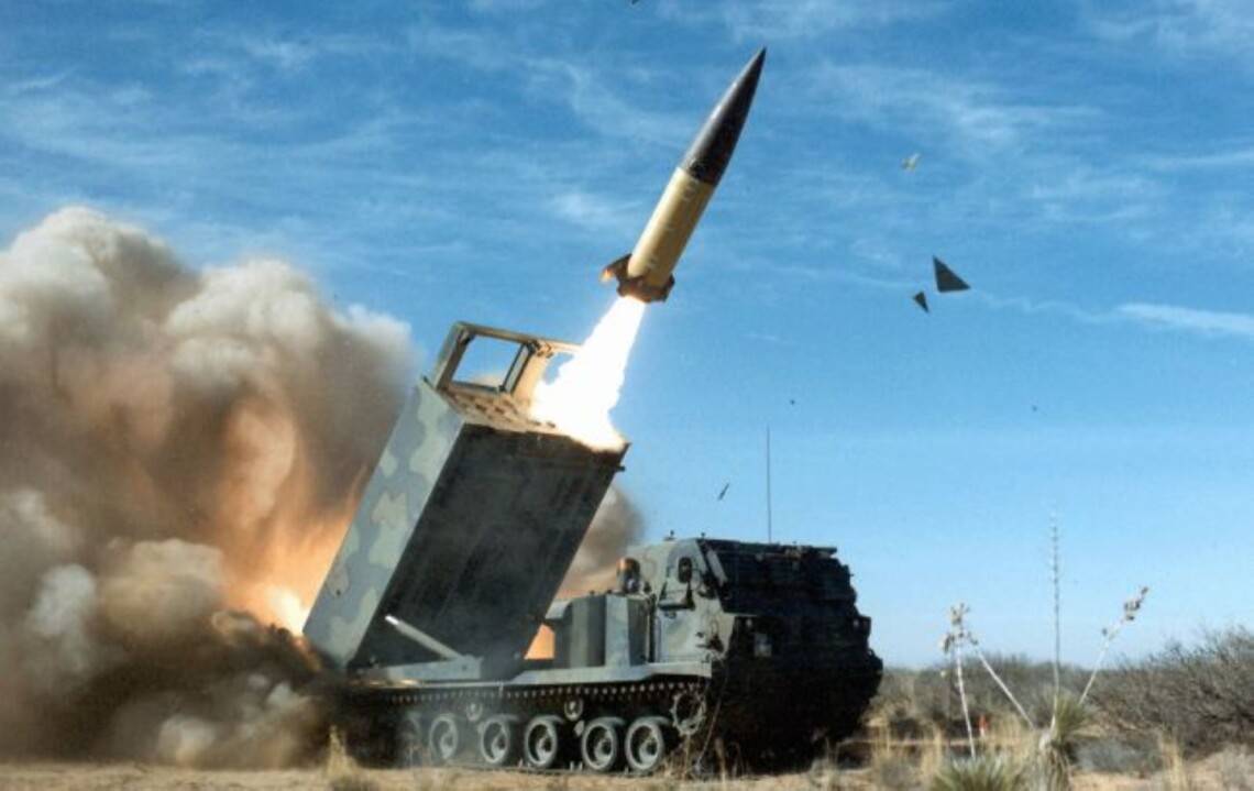 У ЗМІ розповіли деталі надання США ракет ATACMS для України