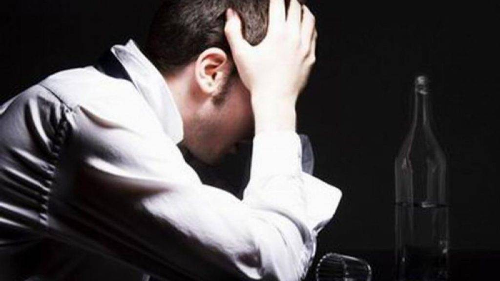 На Франківщині судили чоловіка, бо той пиячив у кафе, від якого вкрав ключі