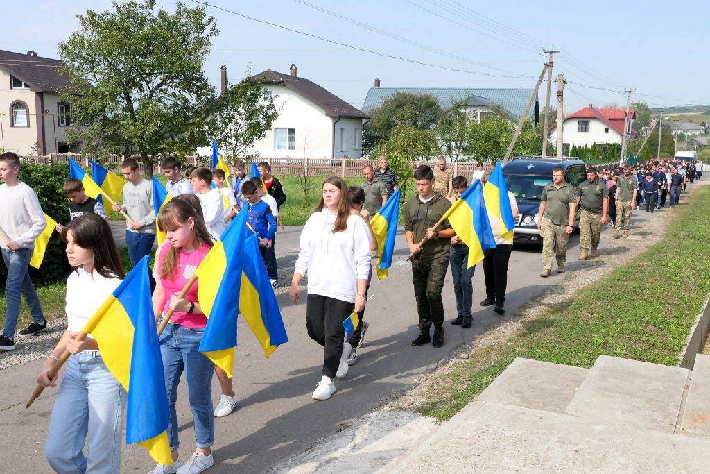 На Прикарпатті попрощалися з полеглим Героєм Володимиром Кульковим