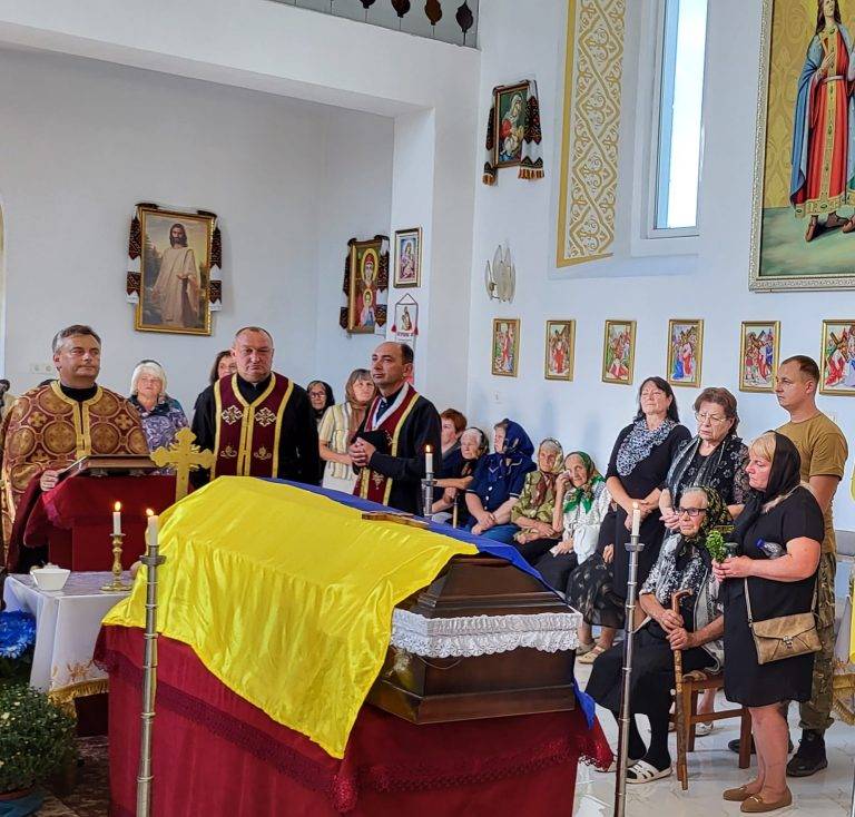 У Бурштинській громаді попрощалися з Петро Щуцьким ФОТО