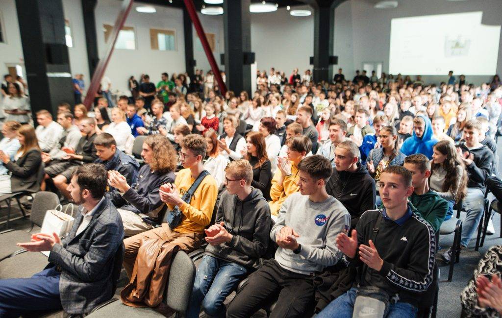 У Івано-Франківську провели міжнародне свято науки та освітніх інновацій