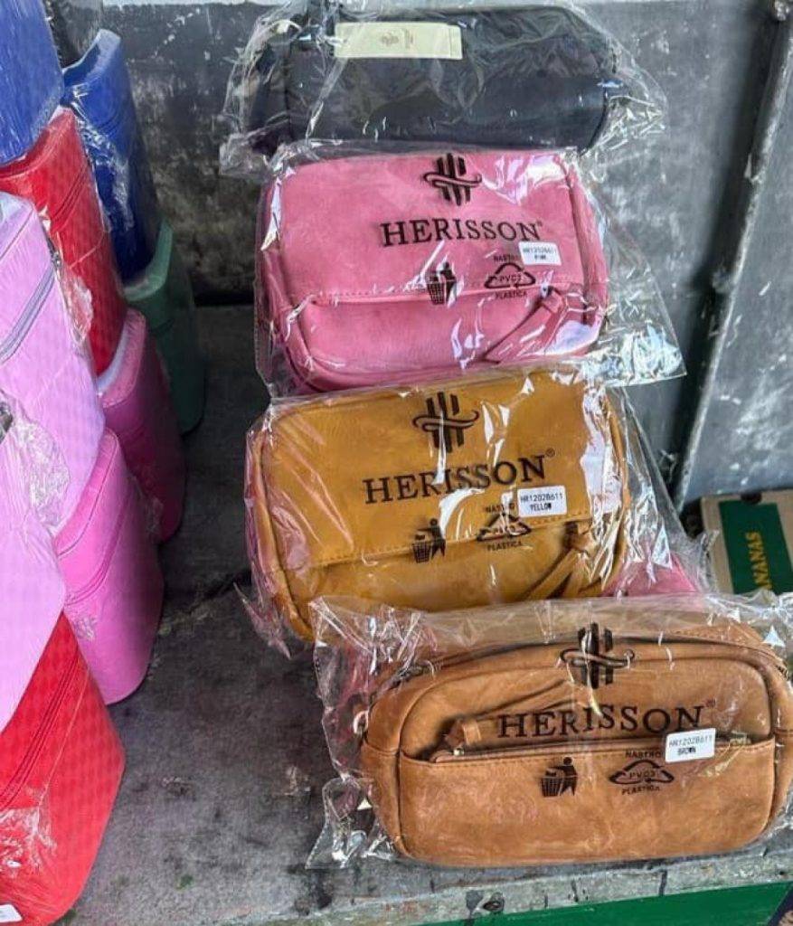 Мешканець Прикарпаття намагався обдурити митників та провезти через кордон товару на 300 тисяч