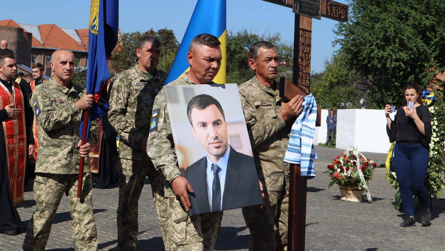 У Коломиї провели в останню путь народного депутата Андрія Іванчука,андрій іванчук,помер нардеп з прикарпаття