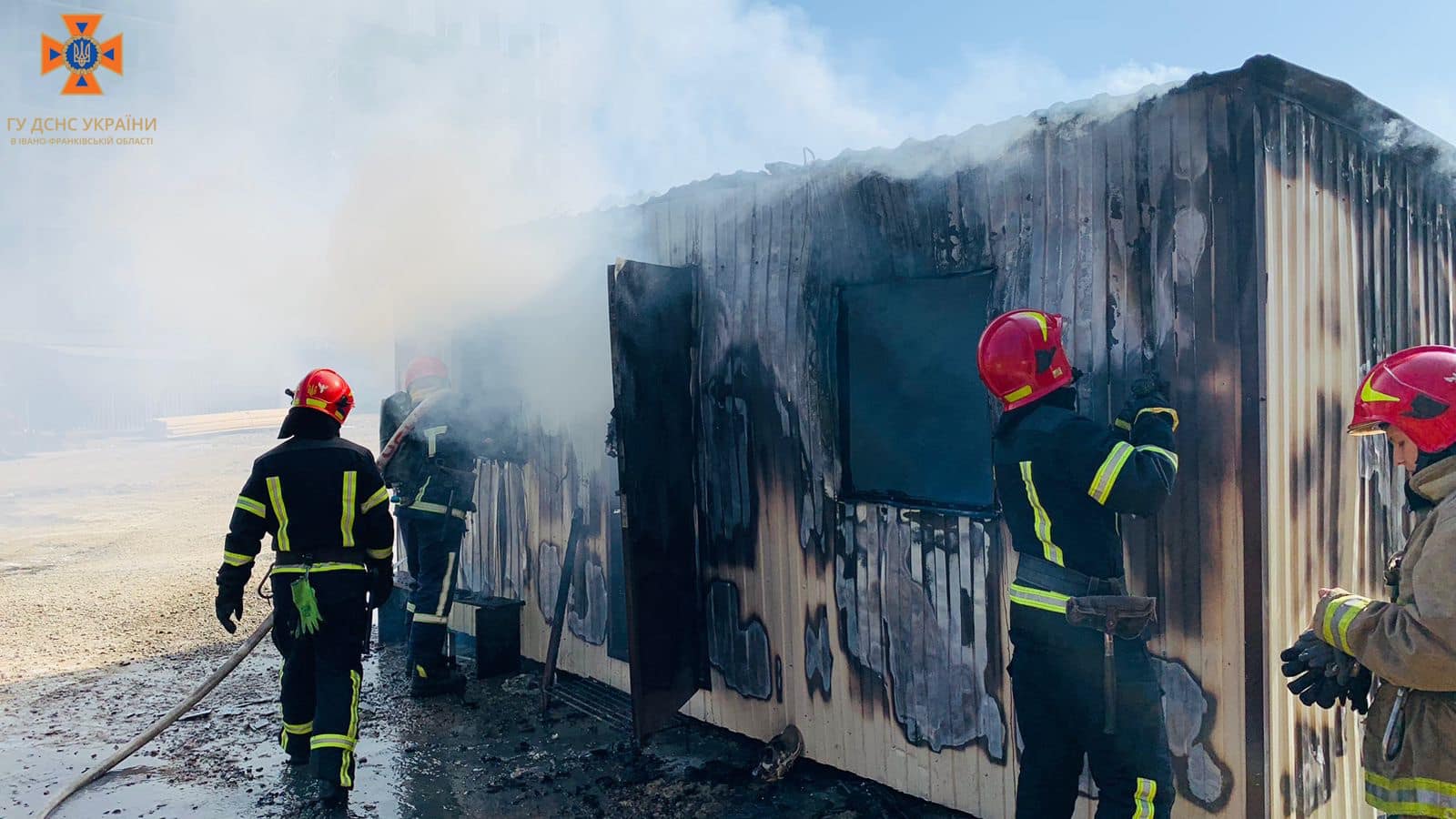 На пожежі у Франківську загинули двоє чоловіків