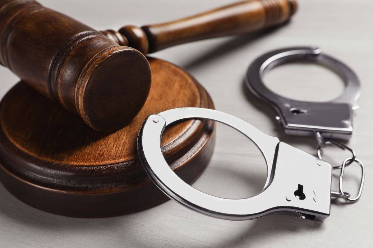 Справедливий захист: які послуги надає адвокат по кримінальним справам?