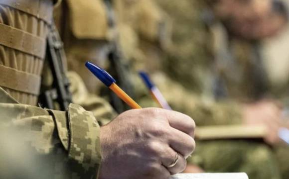 В Україні створюють мобілізаційний резерв: чи приходитимуть повістки онлайн або телефоном