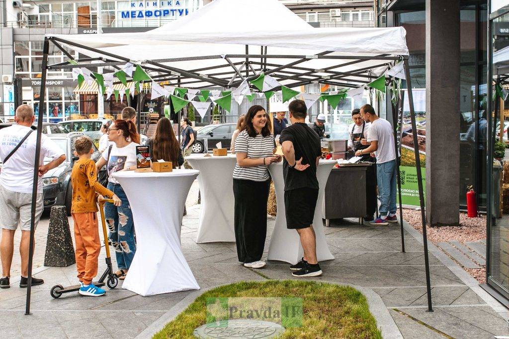 У Франківську провели фестиваль вуличної їжі