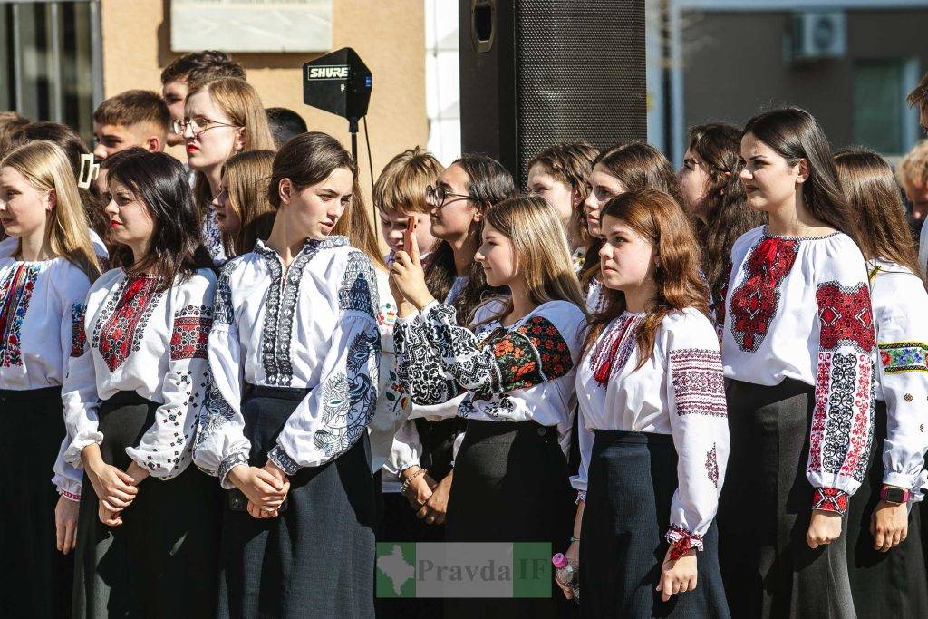 У Франківську вшанували Захисників і Захисниць України. ФОТО