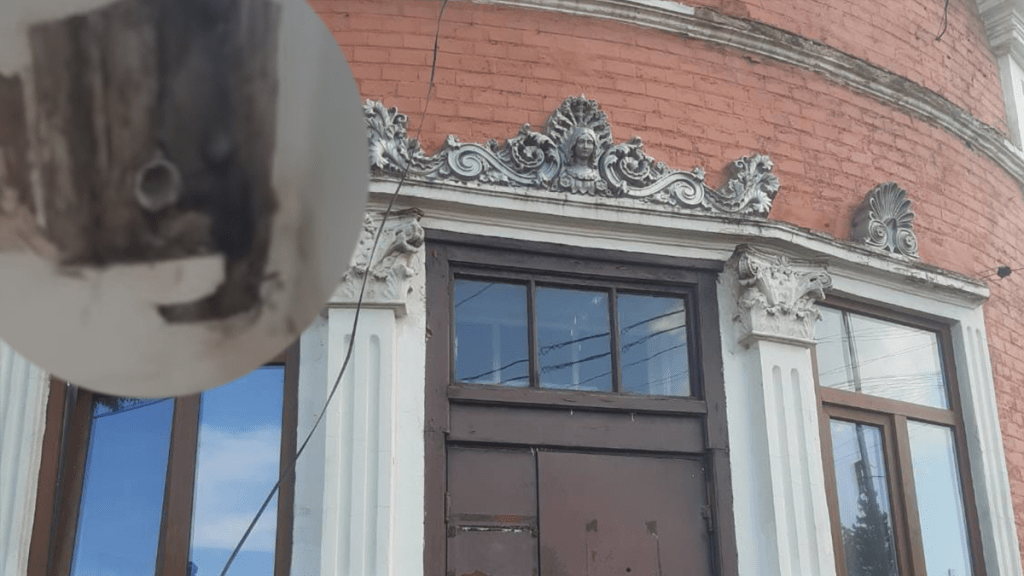 У одній з прикарпатських лікарень обвалилася стеля