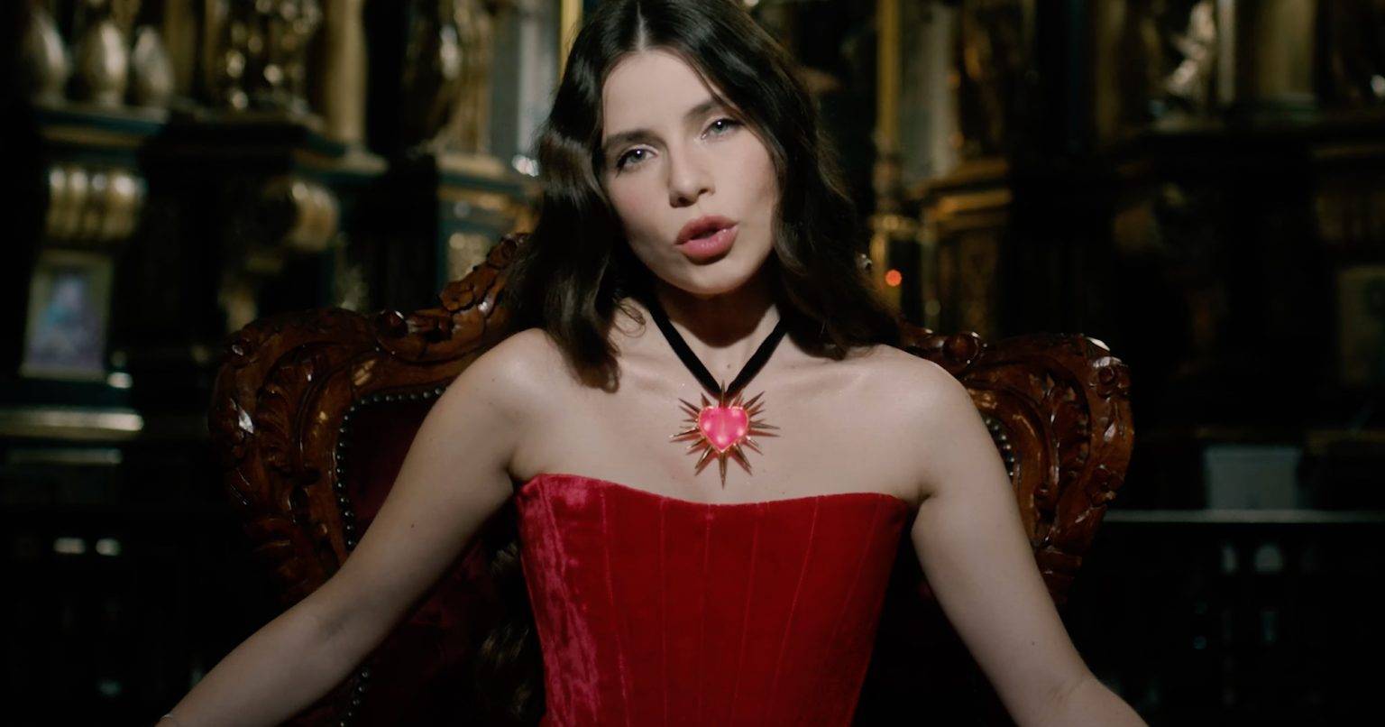 Львівські священнослужителі попросили Жадана і Соловій видалити кліп на пісню “Серце” через одностатеві стосунки