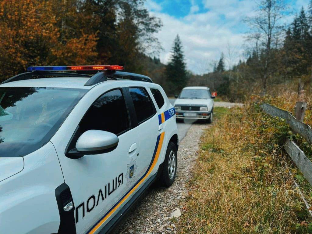 Прикарпатські поліцейські по «гарячих слідах» розшукали викрадача автівки