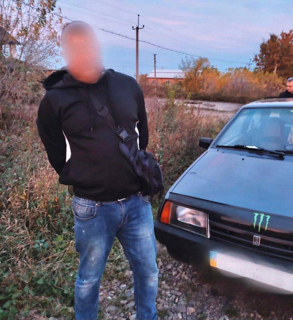 На Франківщині нетверезий чоловік під приводом купівлі викрав автомобіль