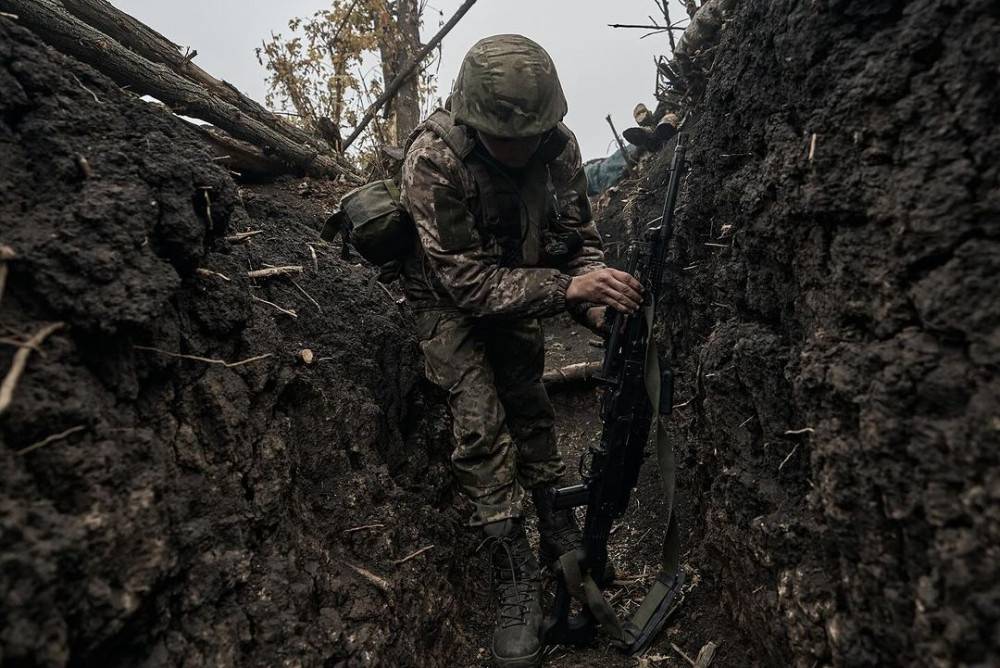 Важкі бої не припиняються: щемливі кадри з нульових позицій коломийської "десятки"