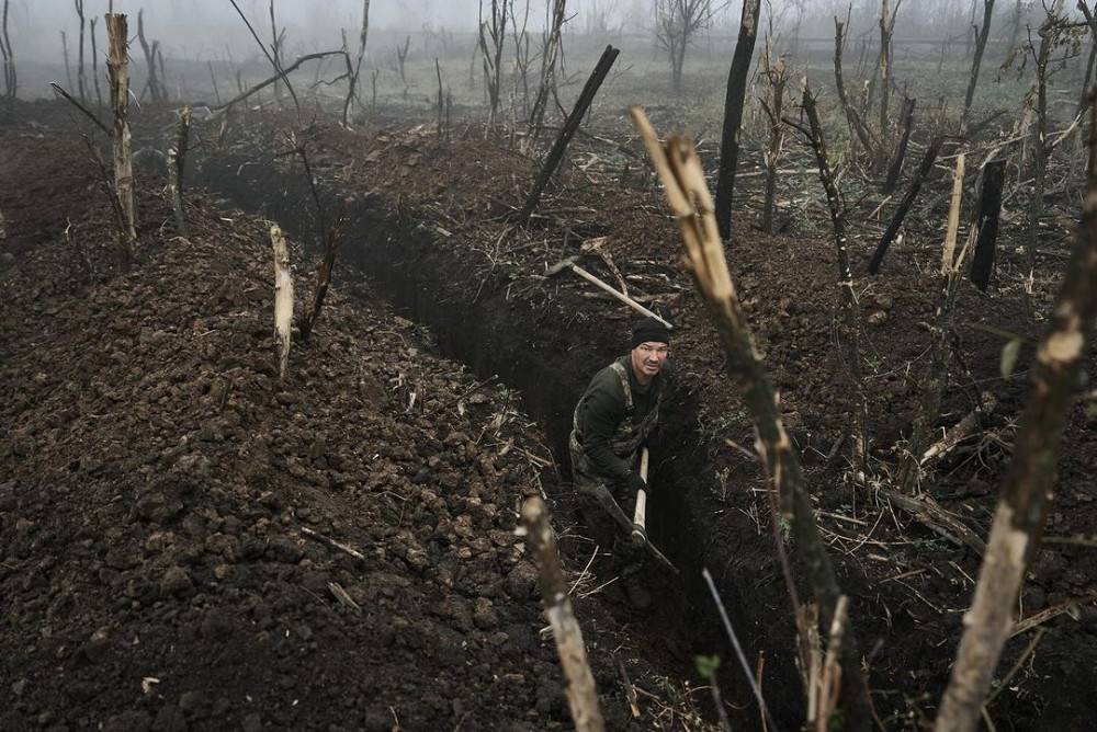 Важкі бої не припиняються: щемливі кадри з нульових позицій коломийської "десятки"